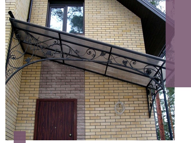 Односкатные козырьки из металла под ключ в Угличе