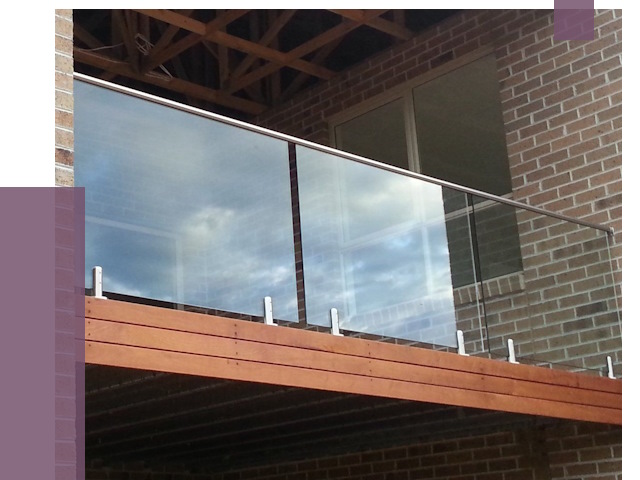 Стеклянные парапеты на крыше и террасе в Угличе от 11723 руб. | ПРОЛЁТ-Глч