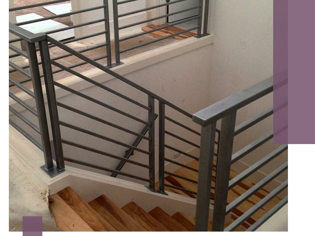 Изготовление поручней из металла и дерева в Угличе